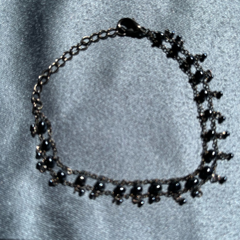 Bali - dainty black double beaded bracelet. 8-1/2”.